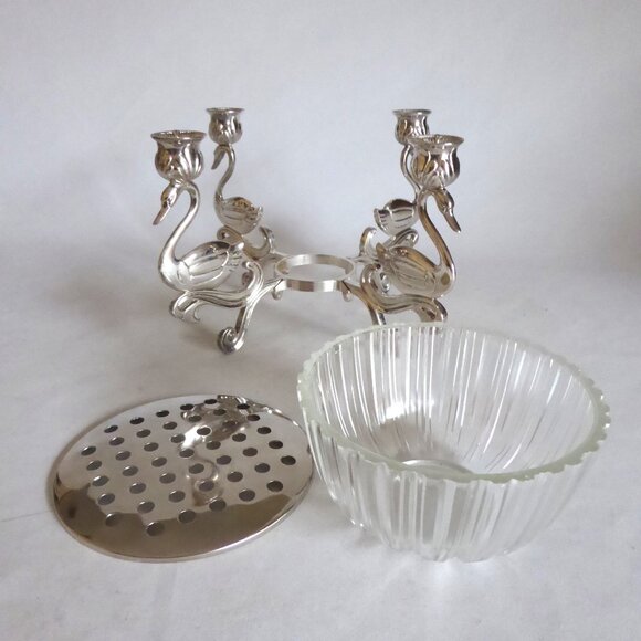 VINTAGE SILVER SWAN CANDLESTICK FLOWER HOLDER VASE CENTERPIECE BOWL - Picture 9 of 16